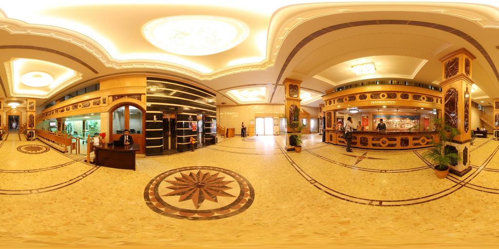 费明纳酒店 Tiruchirappalli 外观 照片