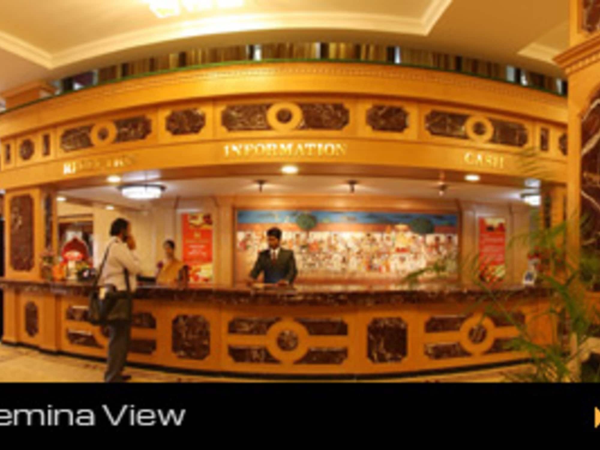 费明纳酒店 Tiruchirappalli 外观 照片
